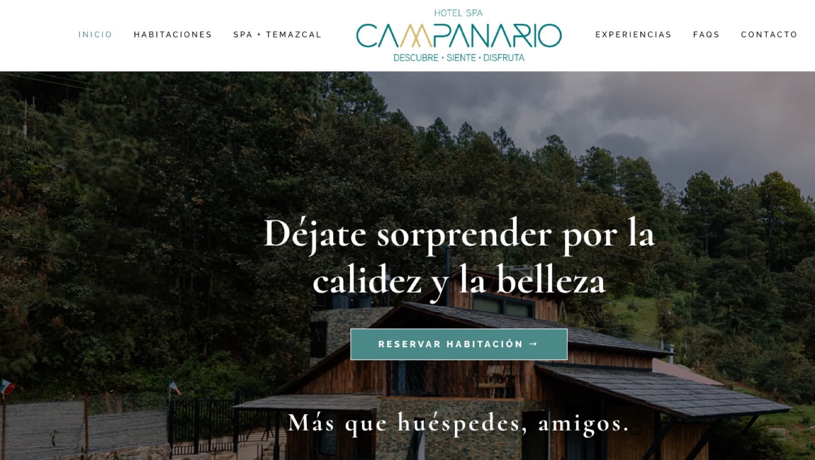 Campanario: el sitio del hotel, ligero y completo
